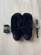 Load image into Gallery viewer, Mens Black Range Sheepskin Slippers Lucky Dip - JosieBear
